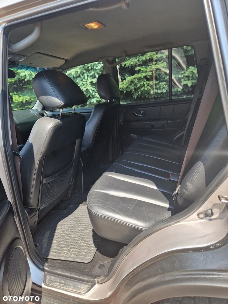 Hyundai Terracan - 16
