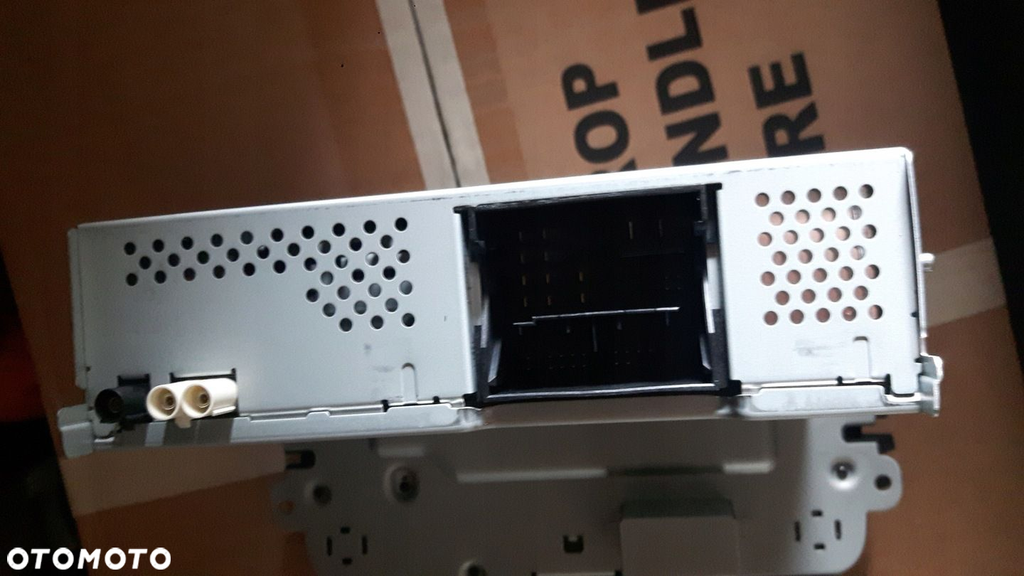 VW RADIO T5 T6 SCIROCCO CADDY 1K8035150 J - 3