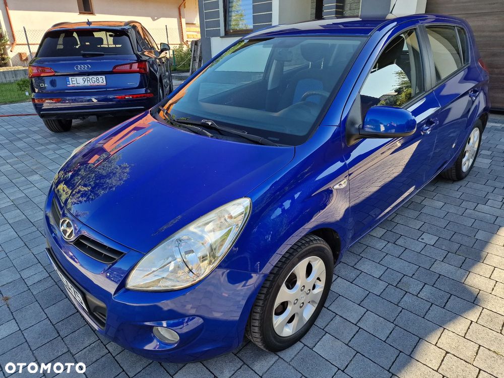 Hyundai i20 1.4 Comfort EU5 - 4