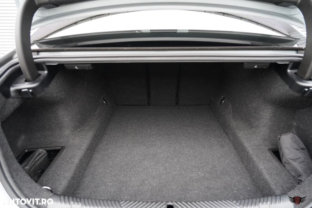 BMW Seria 5 520d xDrive Aut. - 35