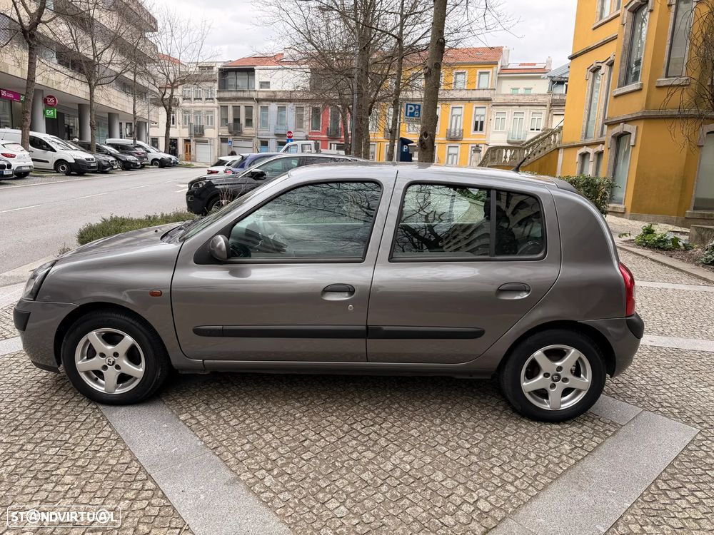 Renault Clio 1.2 16V Extreme - 2