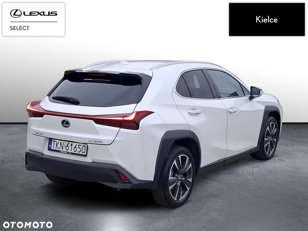 Lexus UX 300h Business - 5