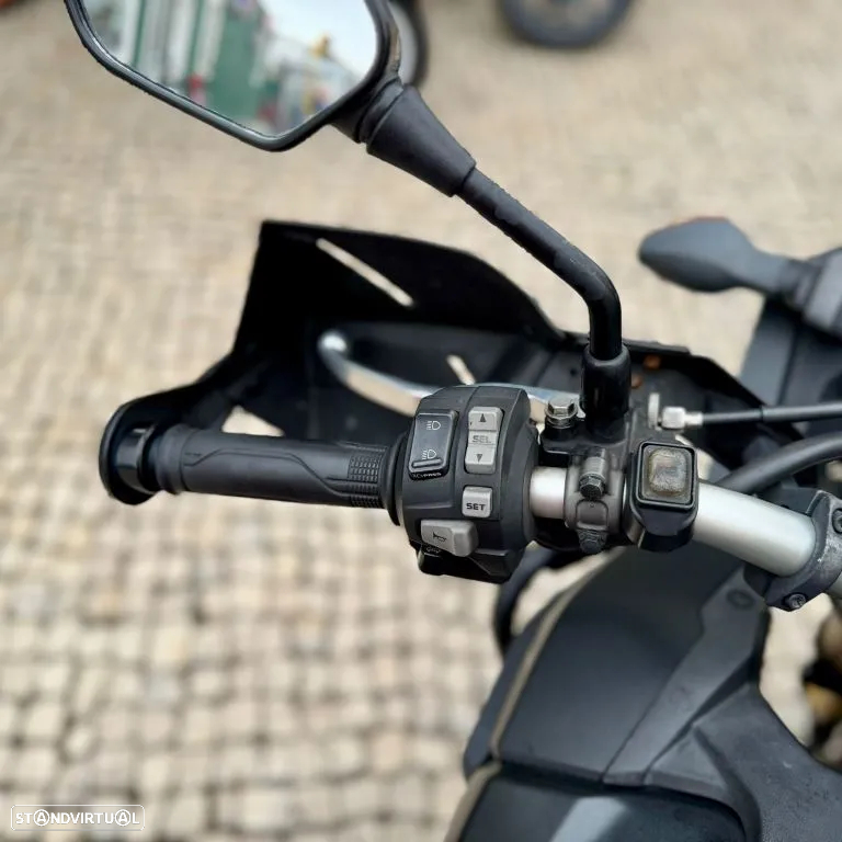 Honda Africa Twin CRF 1000 - 19