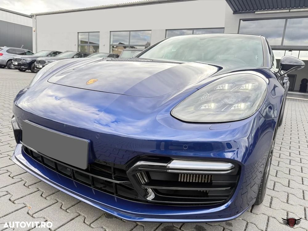Porsche Panamera GTS - 16
