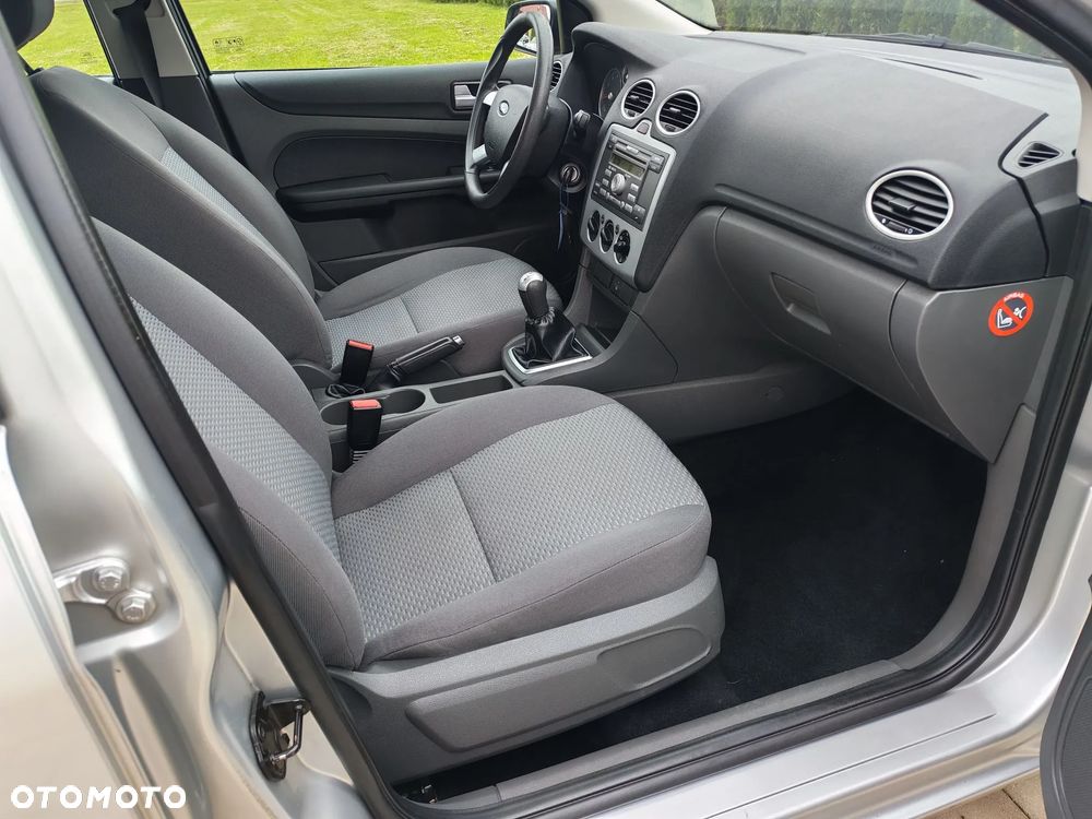 Ford Focus - 17