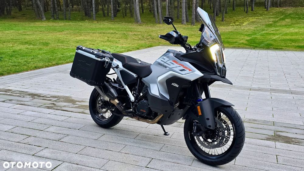 KTM Super Adventure - 25