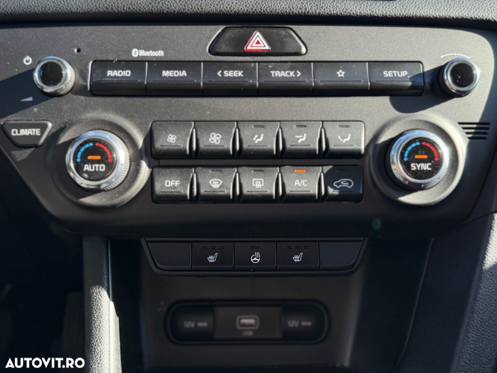 Kia Sportage 1.6 DSL MHEV 7DCT HP 4x2 Style - 8