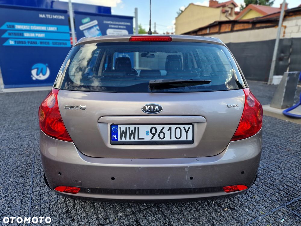 Kia Ceed 1.6 Crdi Optimum + - 5