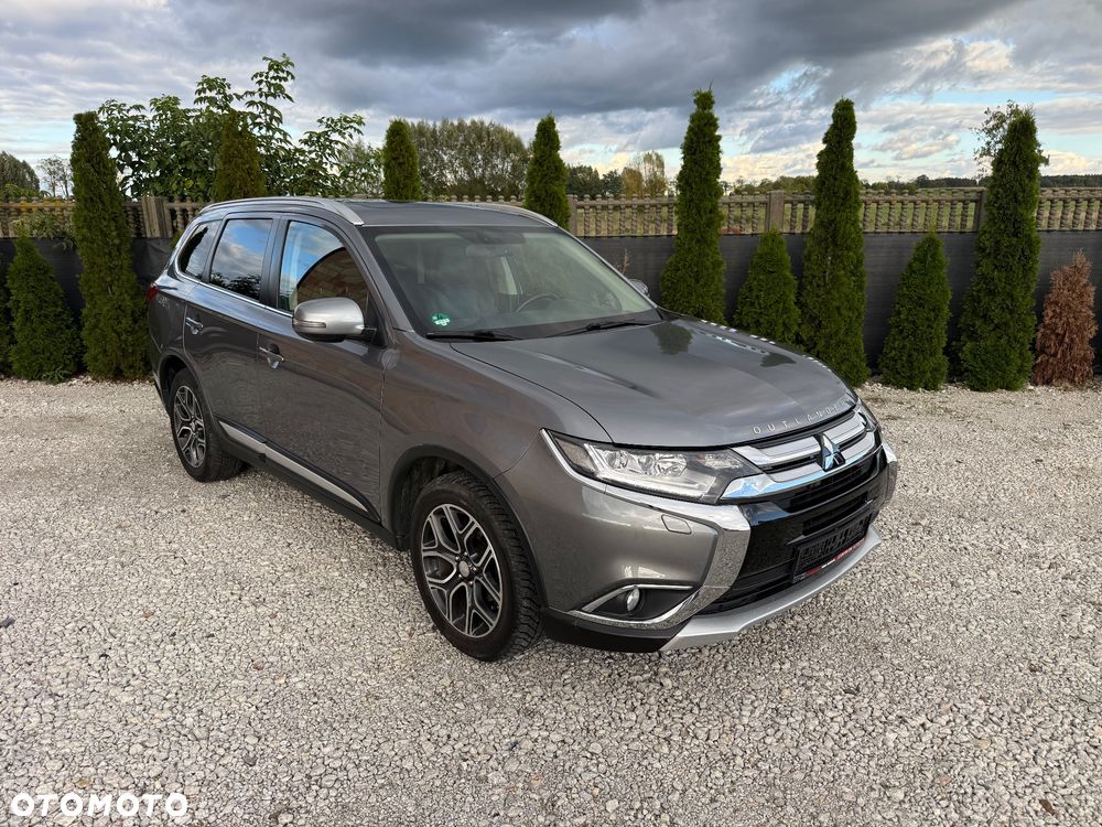 Mitsubishi Outlander - 11