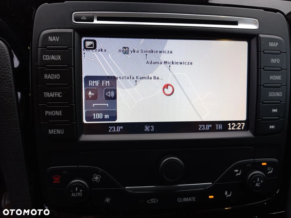 Ford S-Max 2.0 TDCi DPF Business Edition - 29