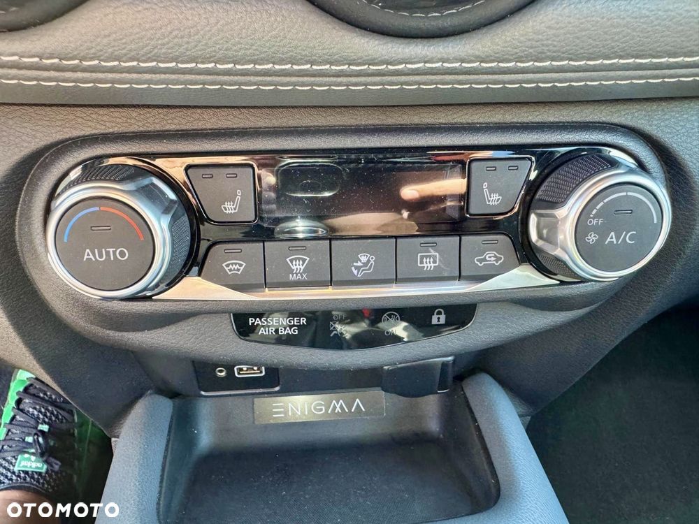 Nissan Juke 1.0 DIG-T N-Connecta - 20