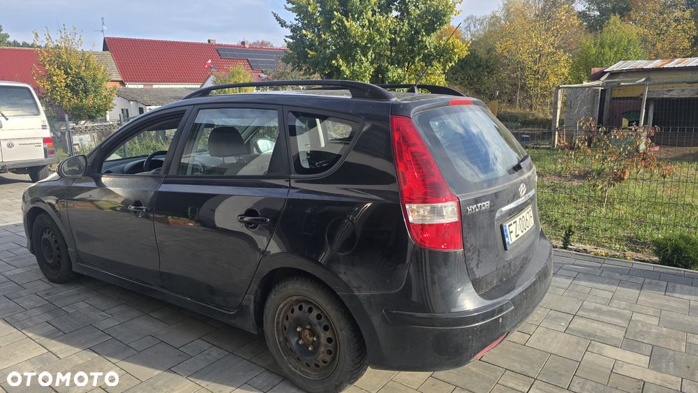 Hyundai I30 2010 photo 2