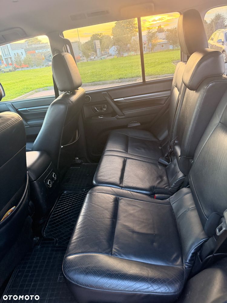 Mitsubishi Pajero 3.2 DID Instyle - 15