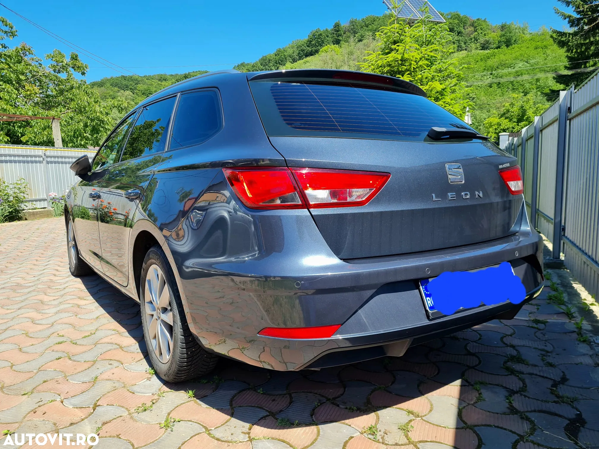Seat Leon 1.6 TDI DSG7 Style - 3