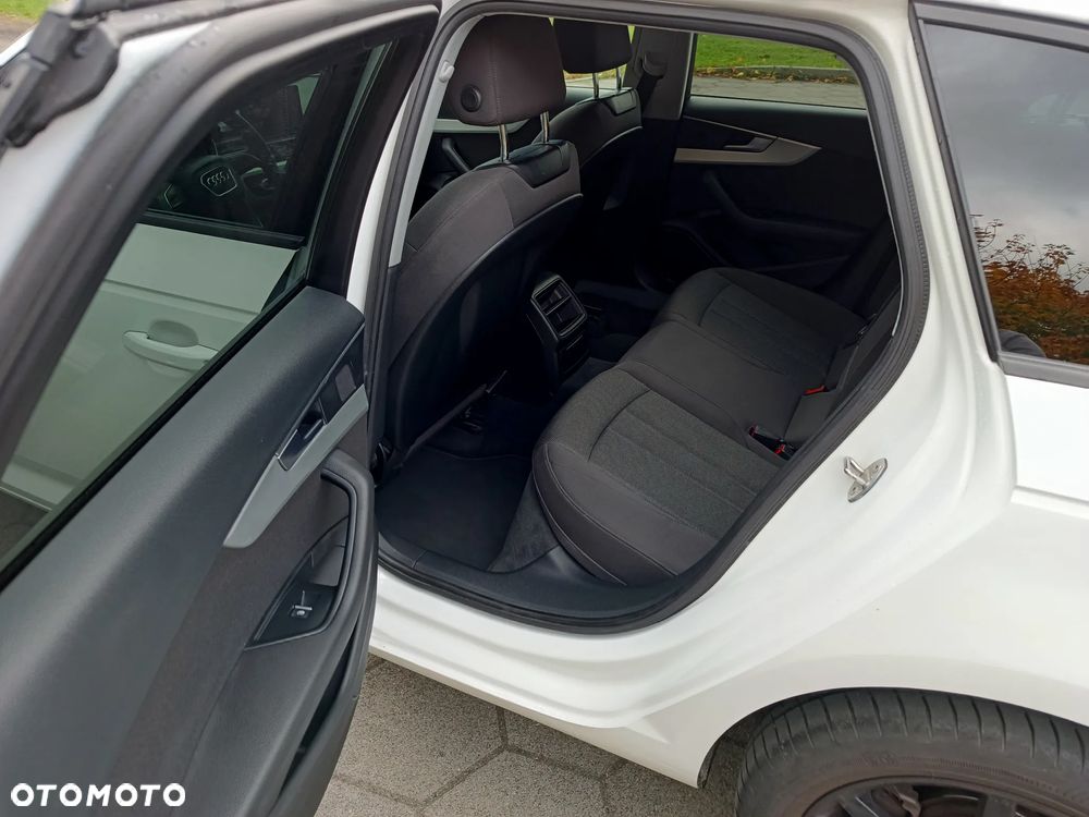 Audi A4 Avant - 13