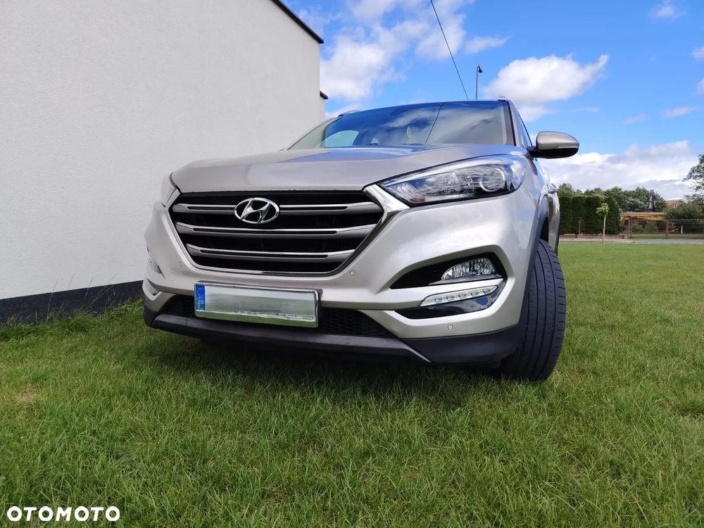 Hyundai Tucson 1.7 CRDI BlueDrive Comfort 2WD - 2