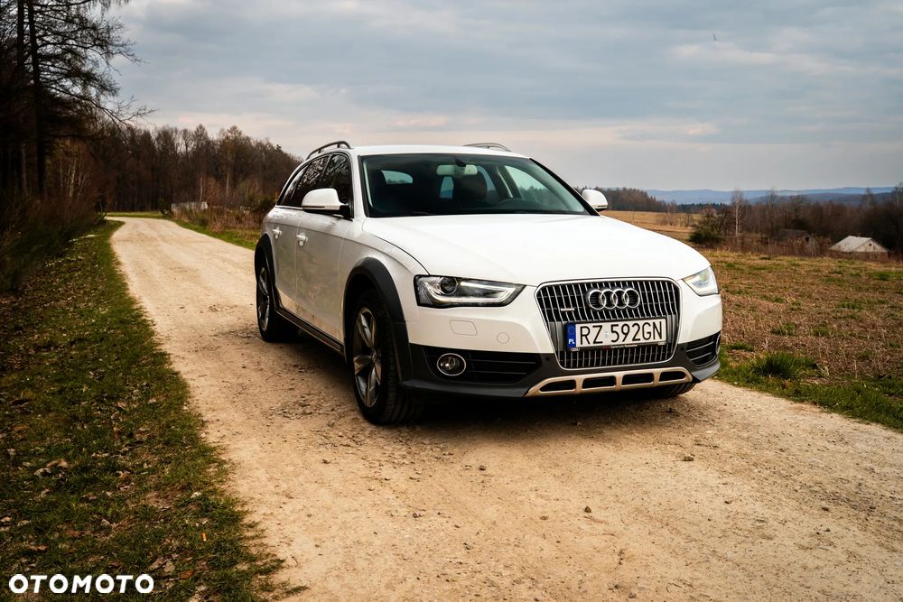 Audi A4 Allroad 2.0 TDI Quattro - 35