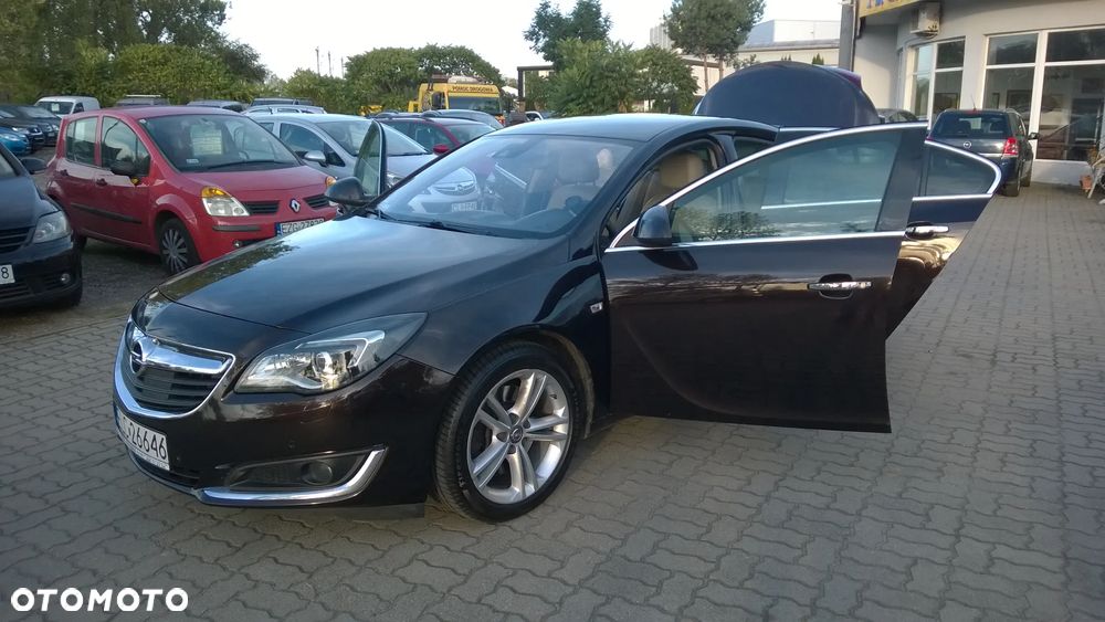 Opel Insignia 2.0 T Executive 4x4 - 15