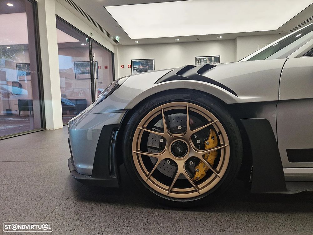 Porsche 911 (992) GT3 RS - 10