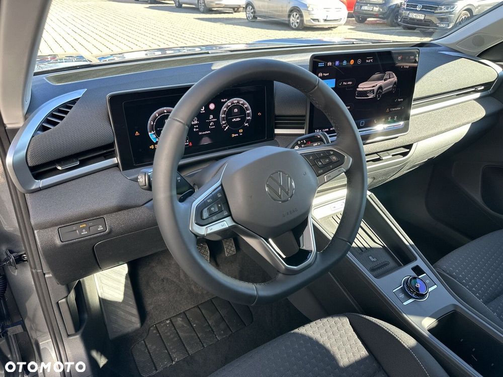 Volkswagen T-Roc - 9