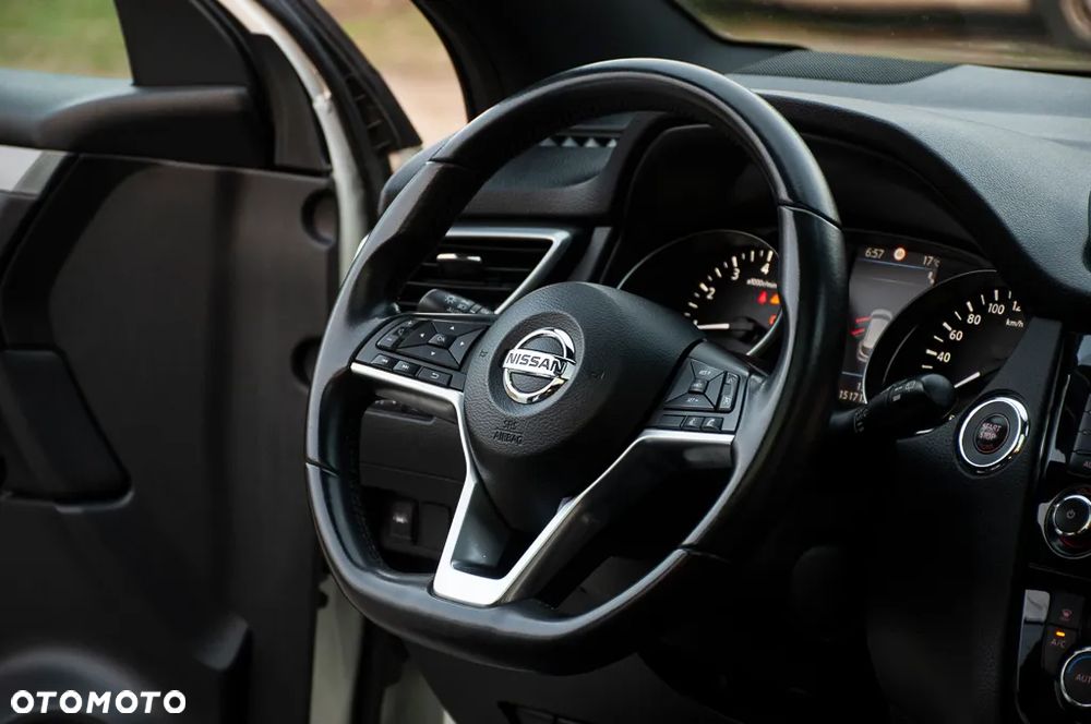 Nissan Qashqai 1.3 DIG-T Tekna+ - 29