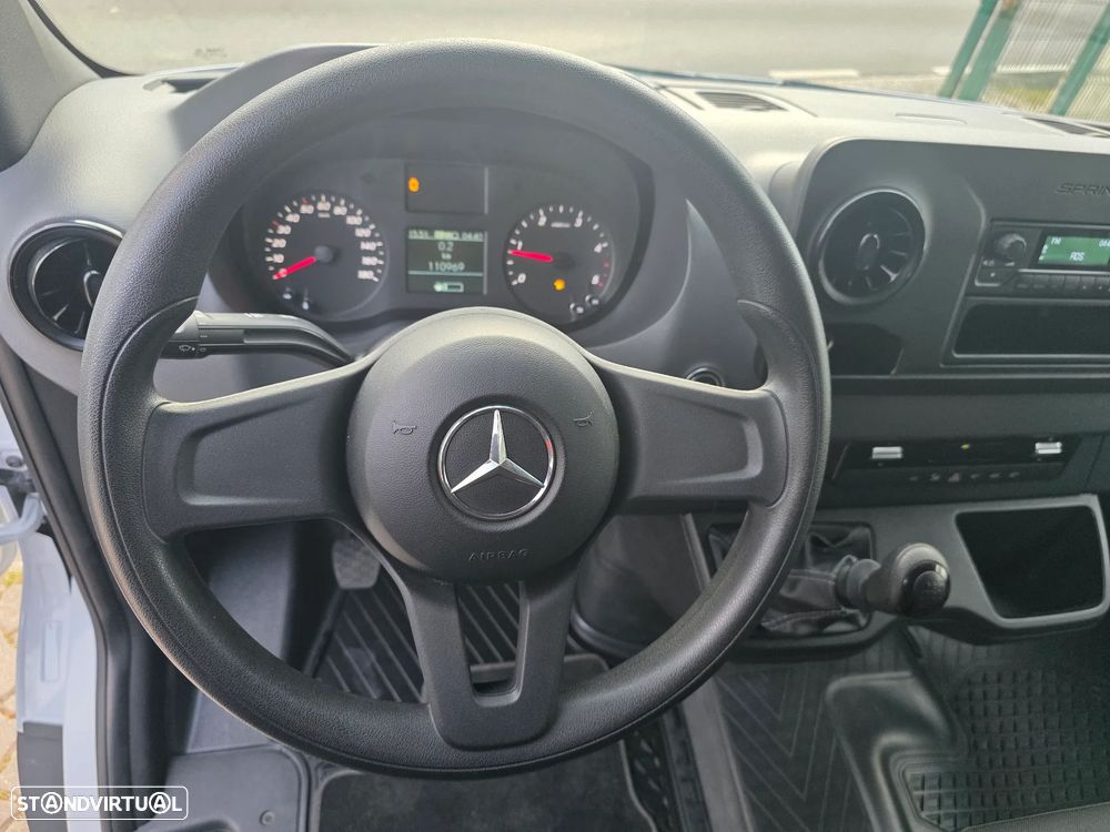 Mercedes-Benz Sprinter 311 CDI/37 - 12
