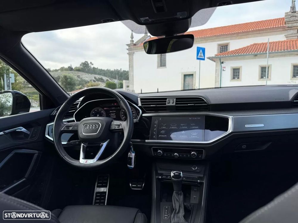 Audi Q3 45 TFSIe S tronic S line - 11