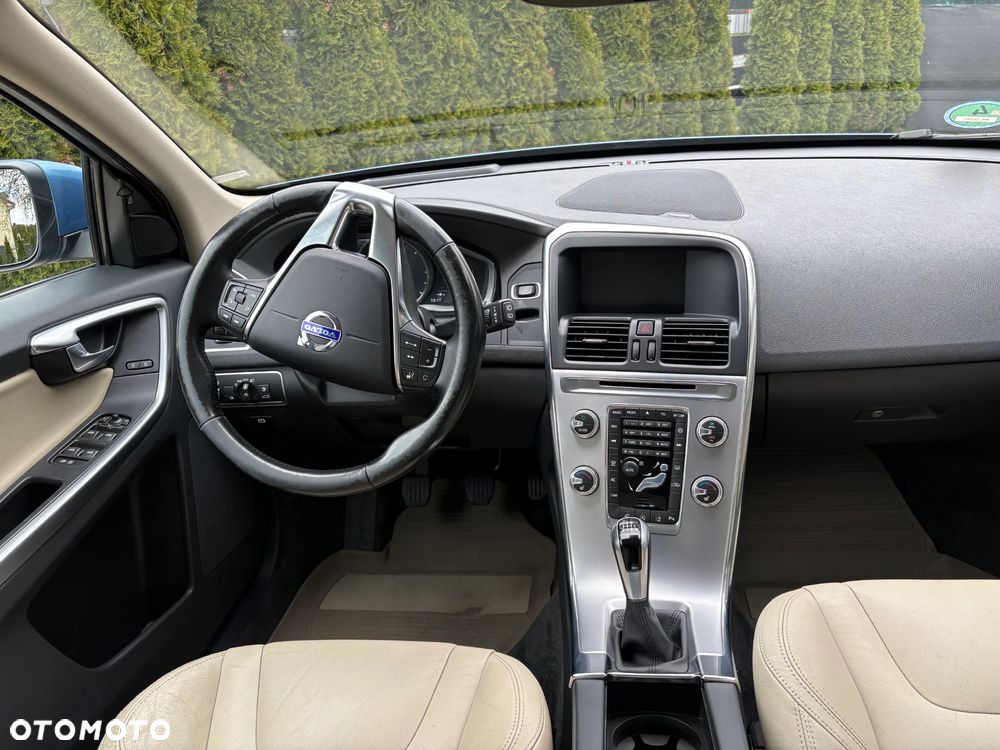 Volvo XC 60 D4 Drive-E Summum - 11