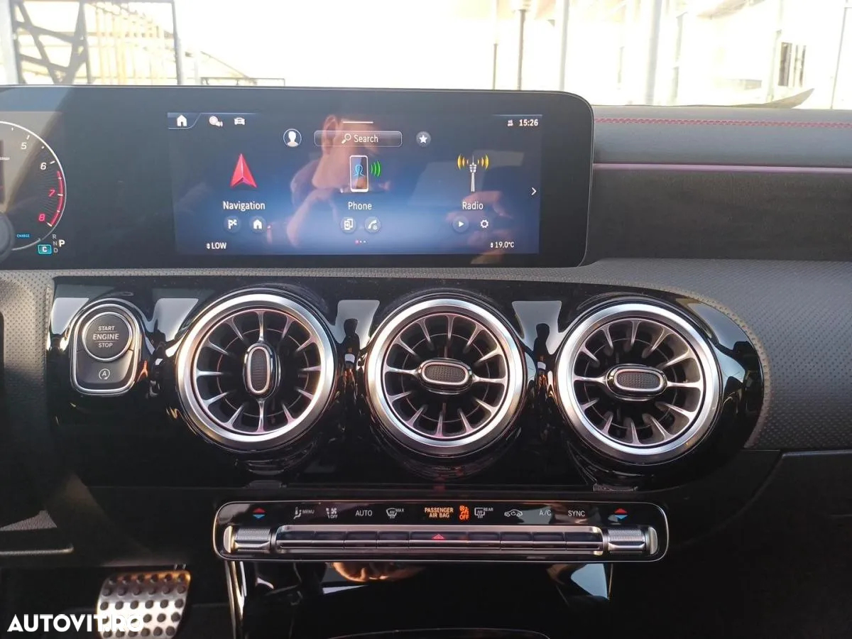 Mercedes-Benz CLA 200 MHEV Coupe - 16