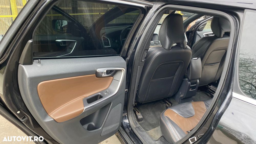 Volvo XC 60 D4 Summum - 12