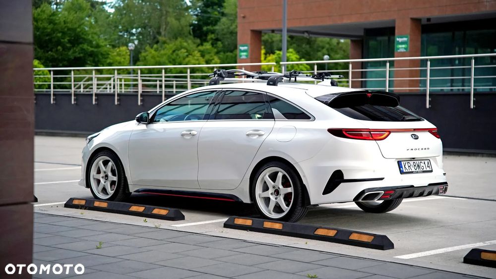 Kia ProCeed - 5