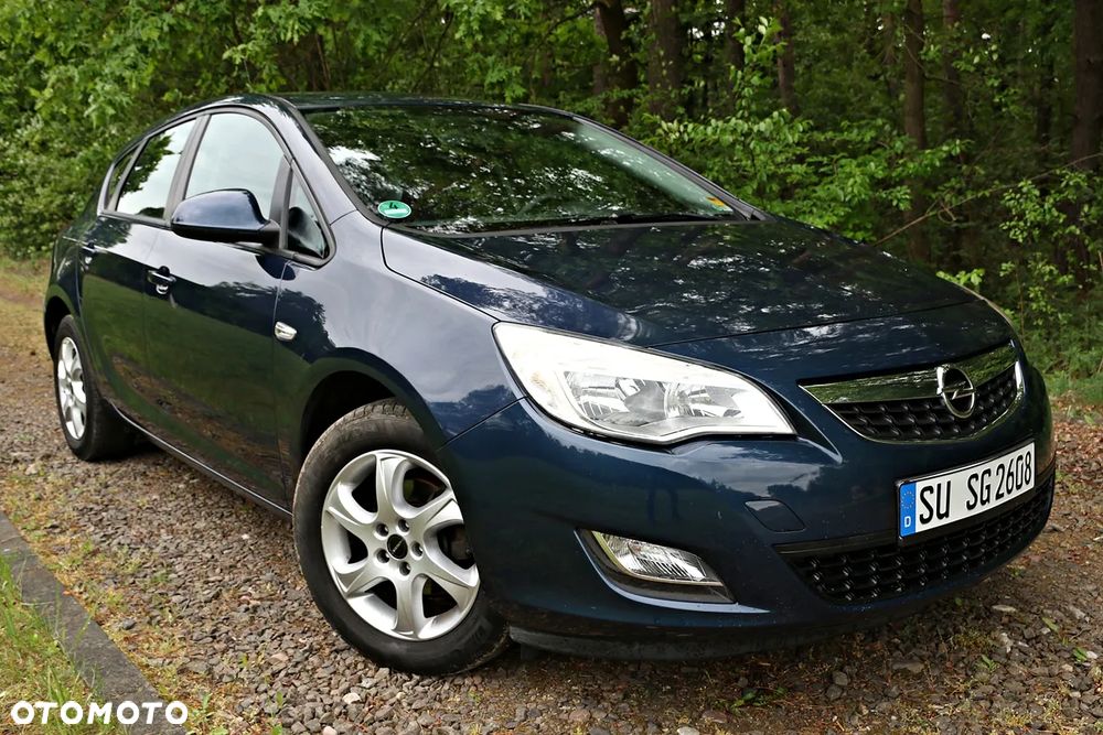 Opel Astra 1.6 - 18