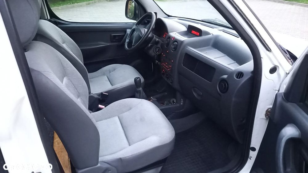Citroën Berlingo 1.4i Advance - 18