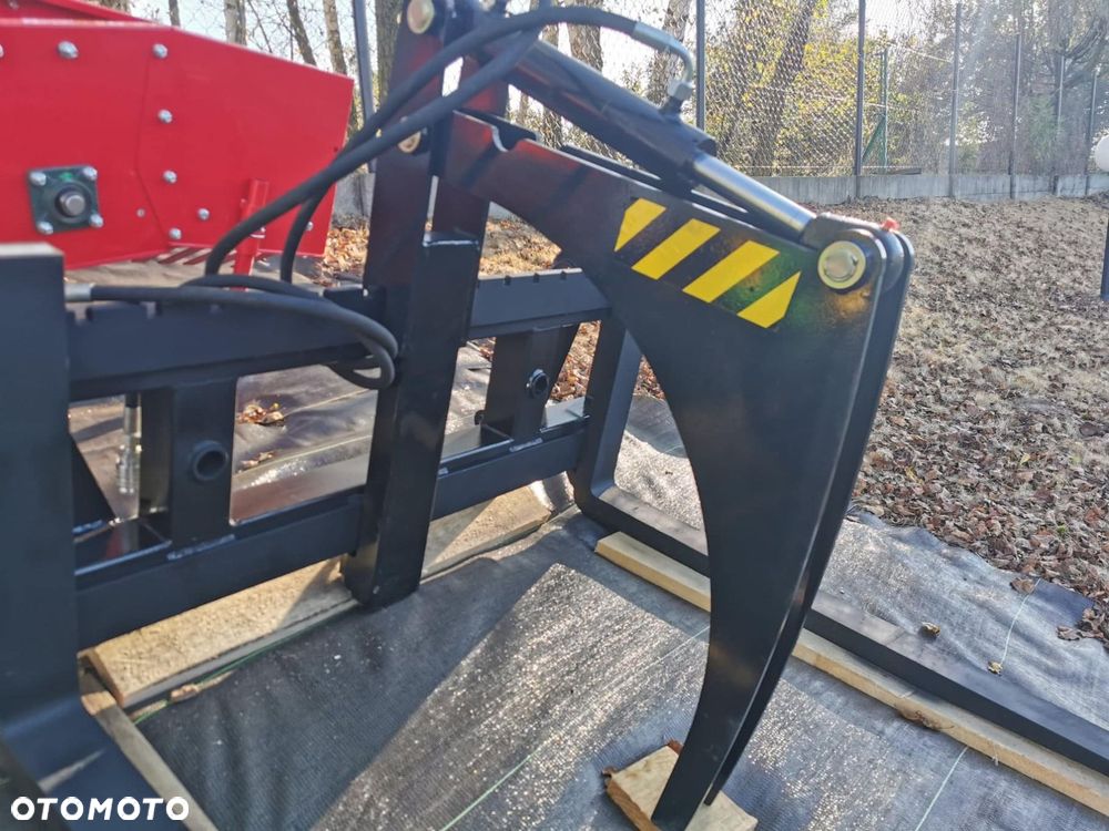 Chwytak do drewna na ramkę paleciaka z siłownikiem - 2