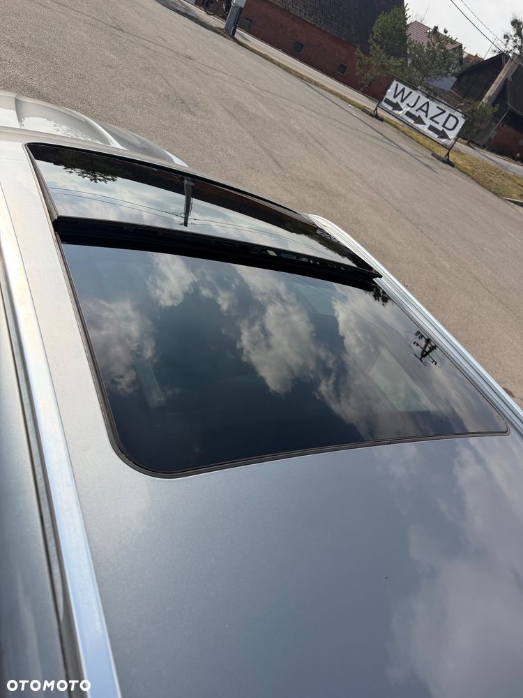 BMW Seria 5 525d xDrive Sport-Aut - 18