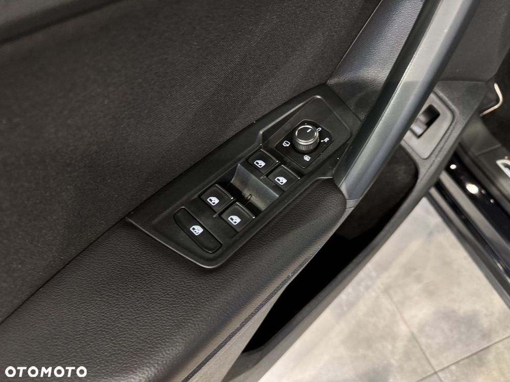 Volkswagen Tiguan - 18