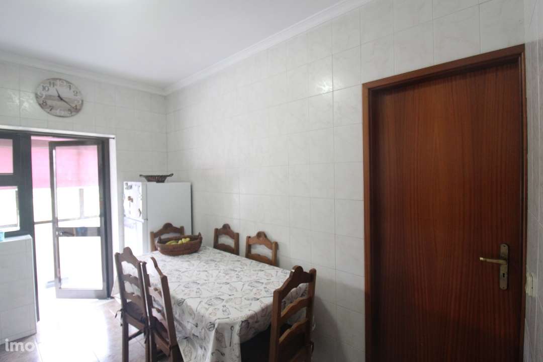 APARTAMENTO T3 EM ESMORIZ - Grande imagem: 3/22