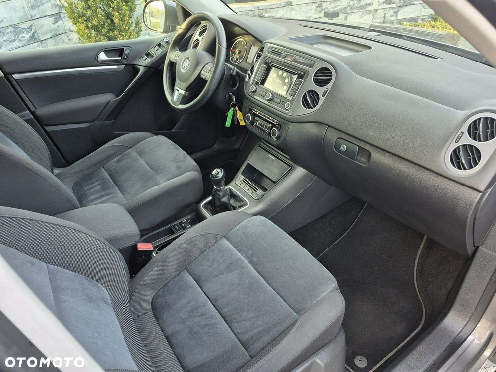 Volkswagen Tiguan - 9