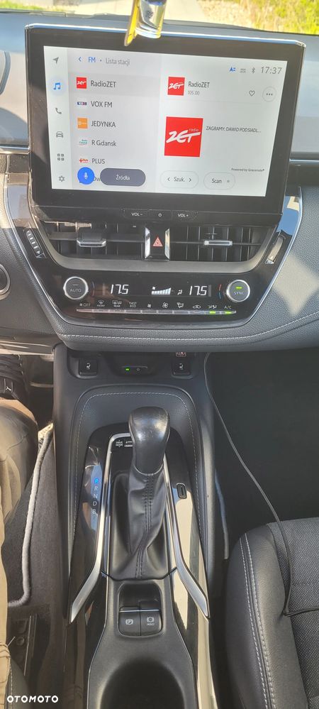 Toyota Corolla 1.8 Hybrid Executive - 13