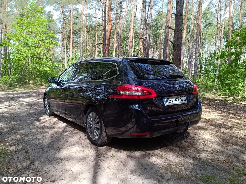 Peugeot 308 1.2 PureTech Business Line S&S - 12