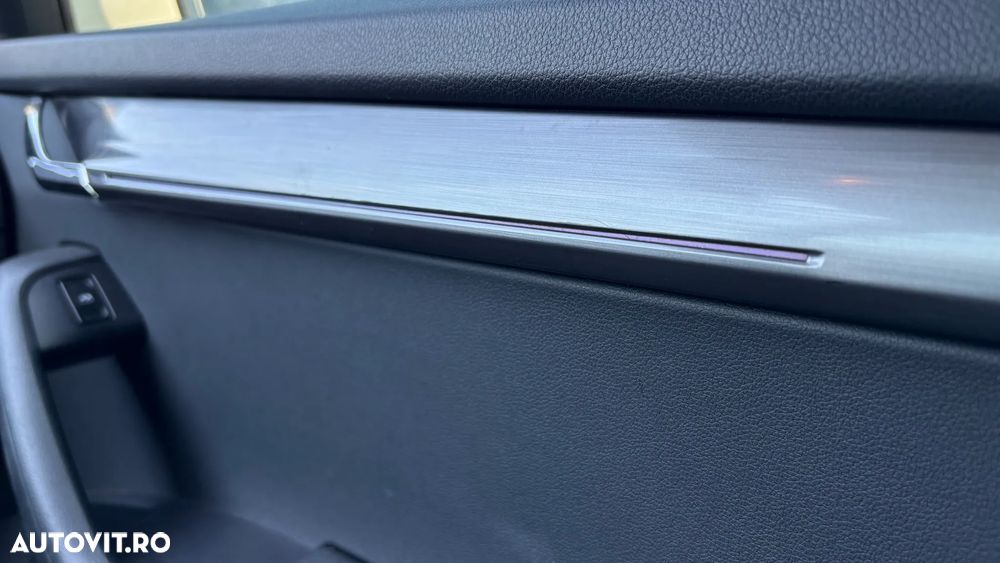 Skoda Octavia 2.0 TDI 4X4 DSG Style - 16