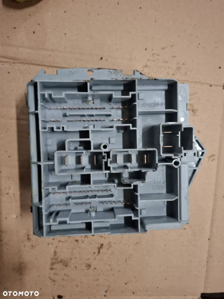 DUCATO III 2.3 JTD EURO 5 15 rok SKRZYNKA BEZPIECZNIKÓW 1376610080 - 2