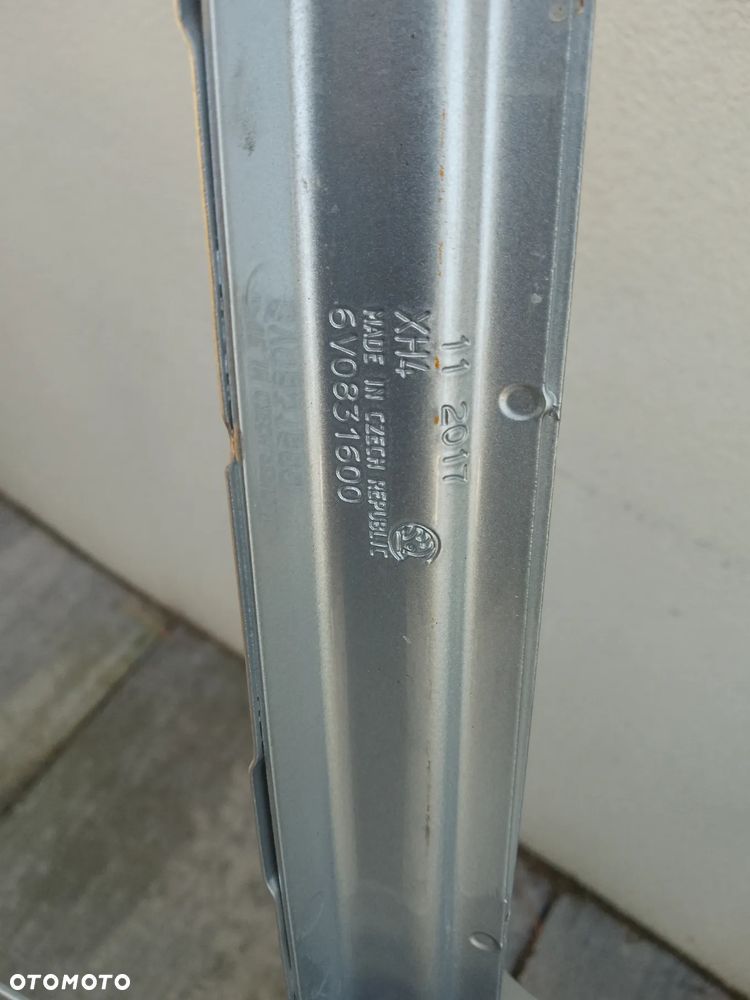 DRZWI PRAWE PRZÓD SKODA FABIA III 3 6V0831600 - 7