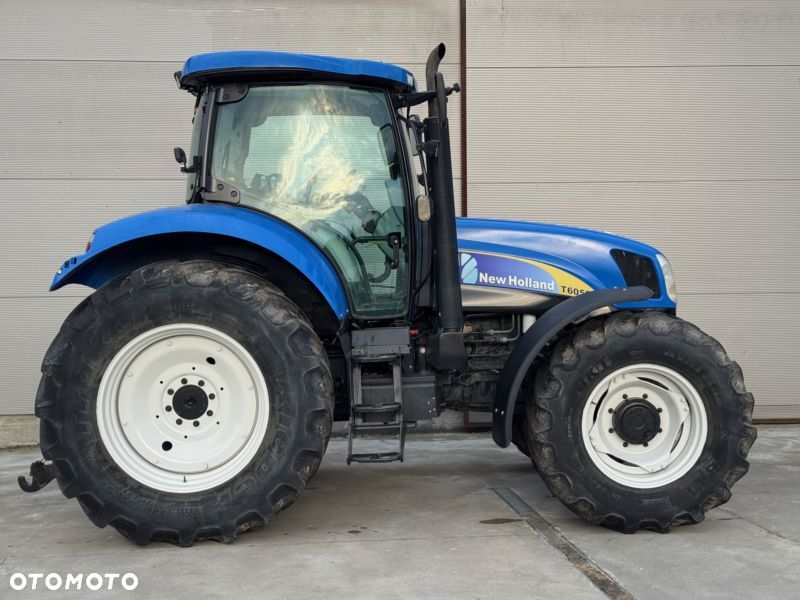 New Holland NEW HOLLAND T6050 - 5