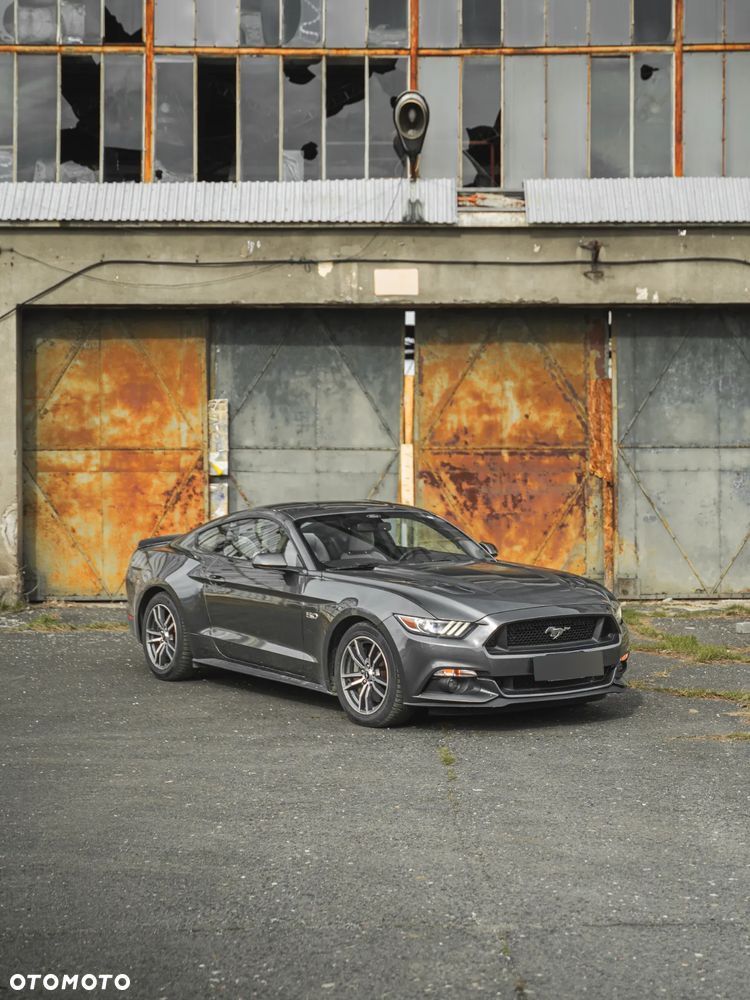 Ford Mustang 5.0 V8 GT - 1