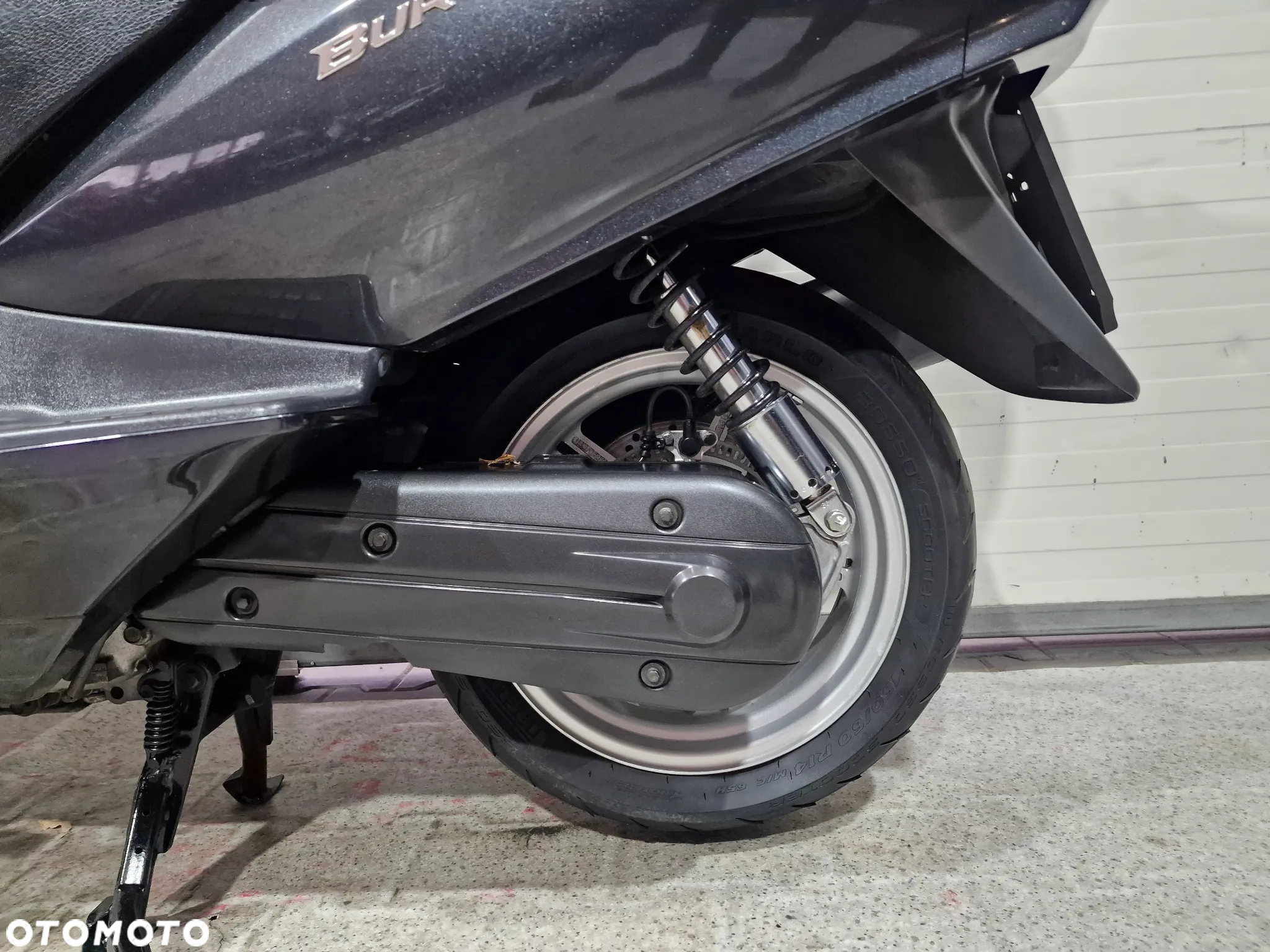 Suzuki Burgman - 10