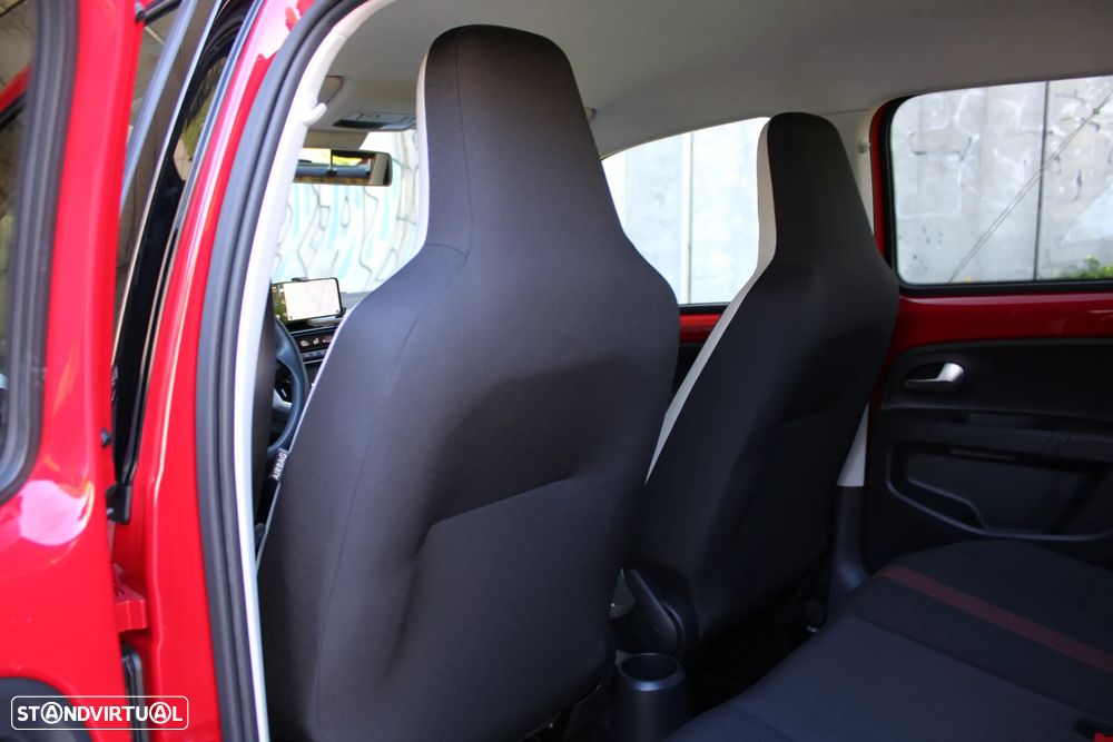 VW Up! 1.0 BMT High Auto - 11