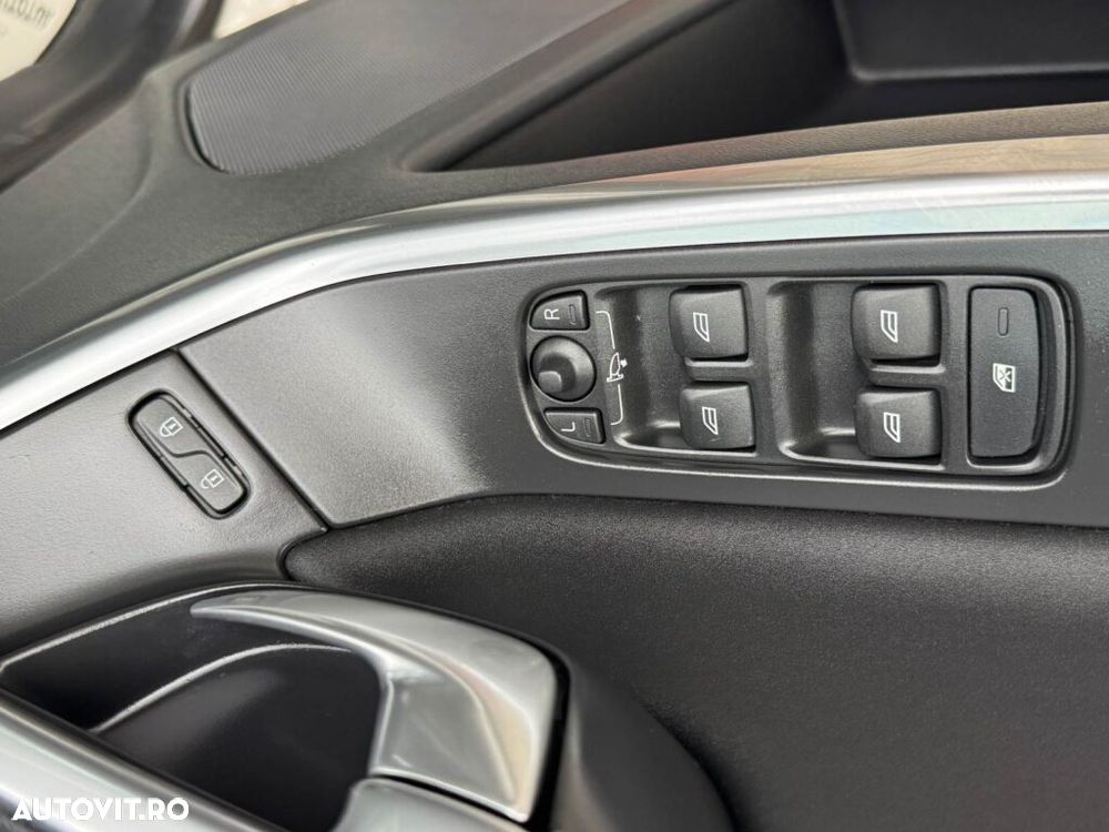 Volvo XC 60 - 19