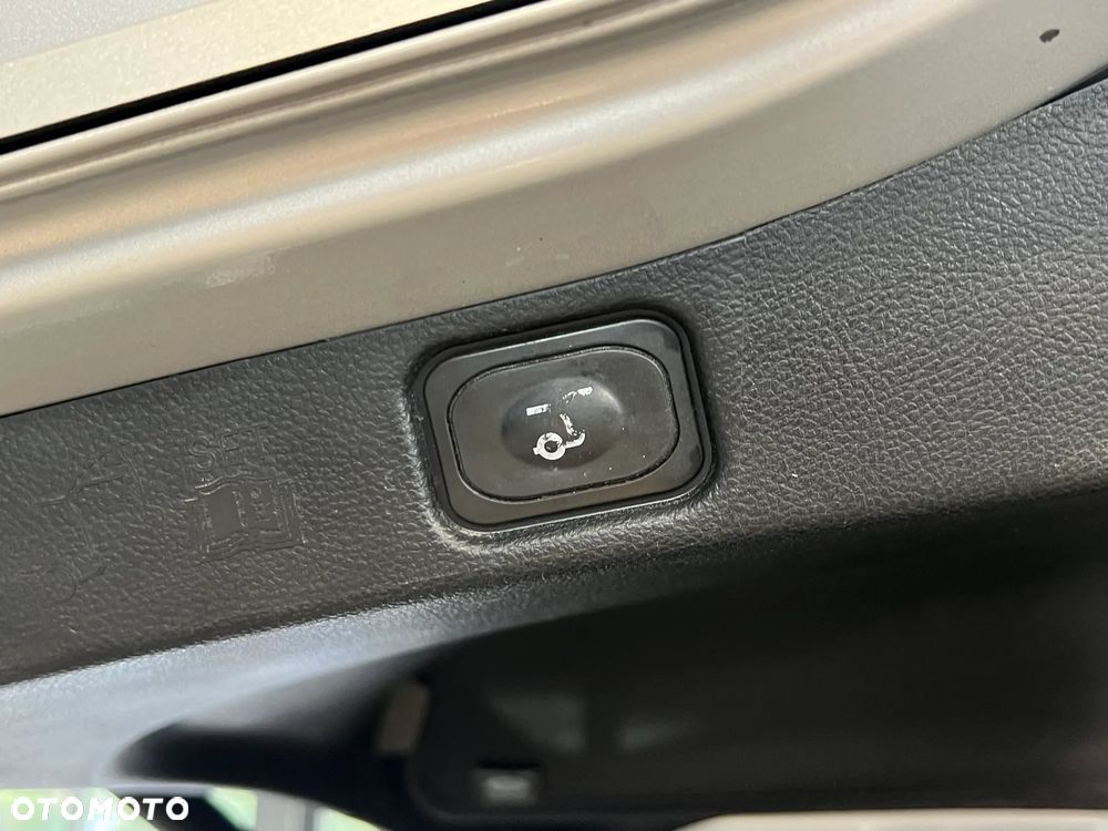 Ford Galaxy 2.0 EcoBlue Titanium - 15