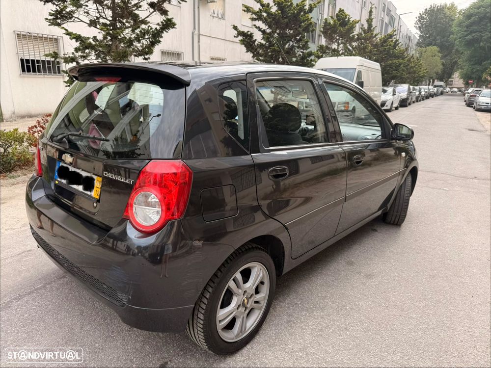 Chevrolet Aveo 1.2 LS - 10